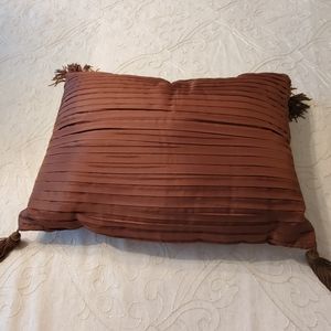 New Set of 3 Pleated Pillows